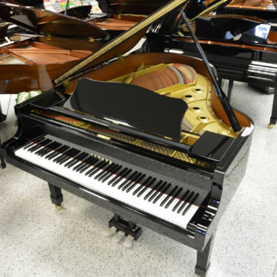 Yamaha G3 Grand Piano - Ebony Polish (used)