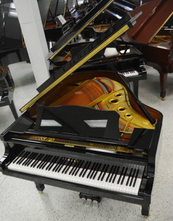 Yamaha G3 Grand Piano 6'1