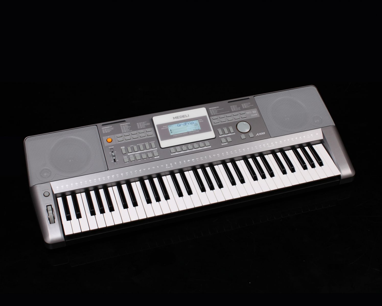 Medeli A100 Keyboard