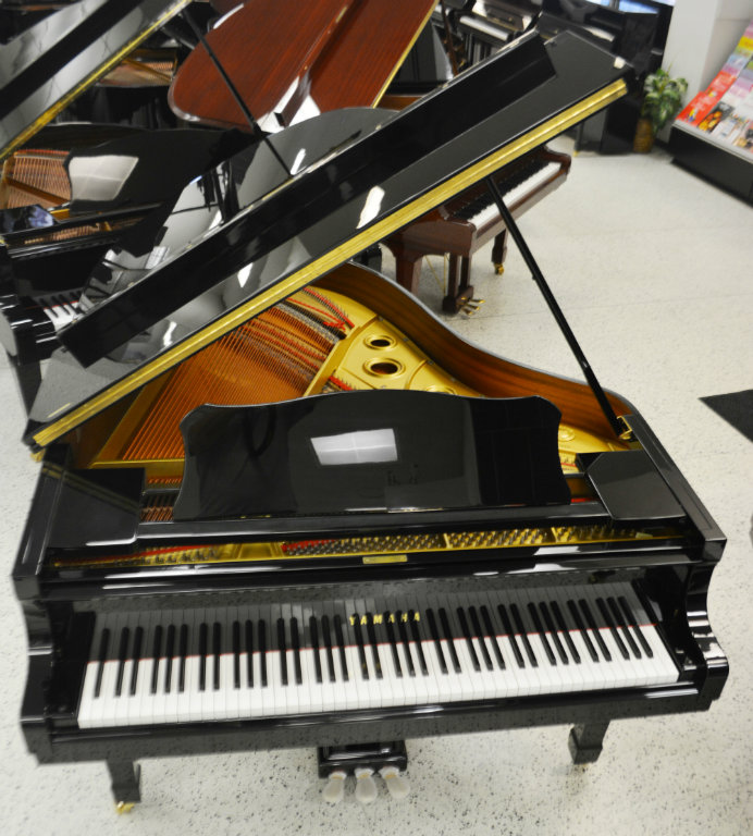 Yamaha G3 Grand Piano 6'1