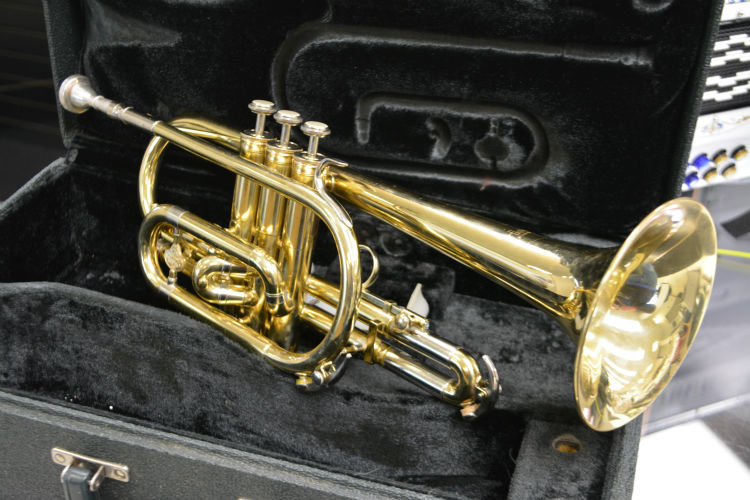 SP346 TRUMPET SOLO Spartan Press Blow Your Own Trumpet- Grade: 3-5 