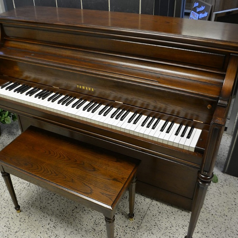 Yamaha Upright Piano Dark Satin Oak