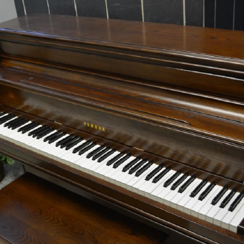 Yamaha Upright Piano Dark Satin Oak