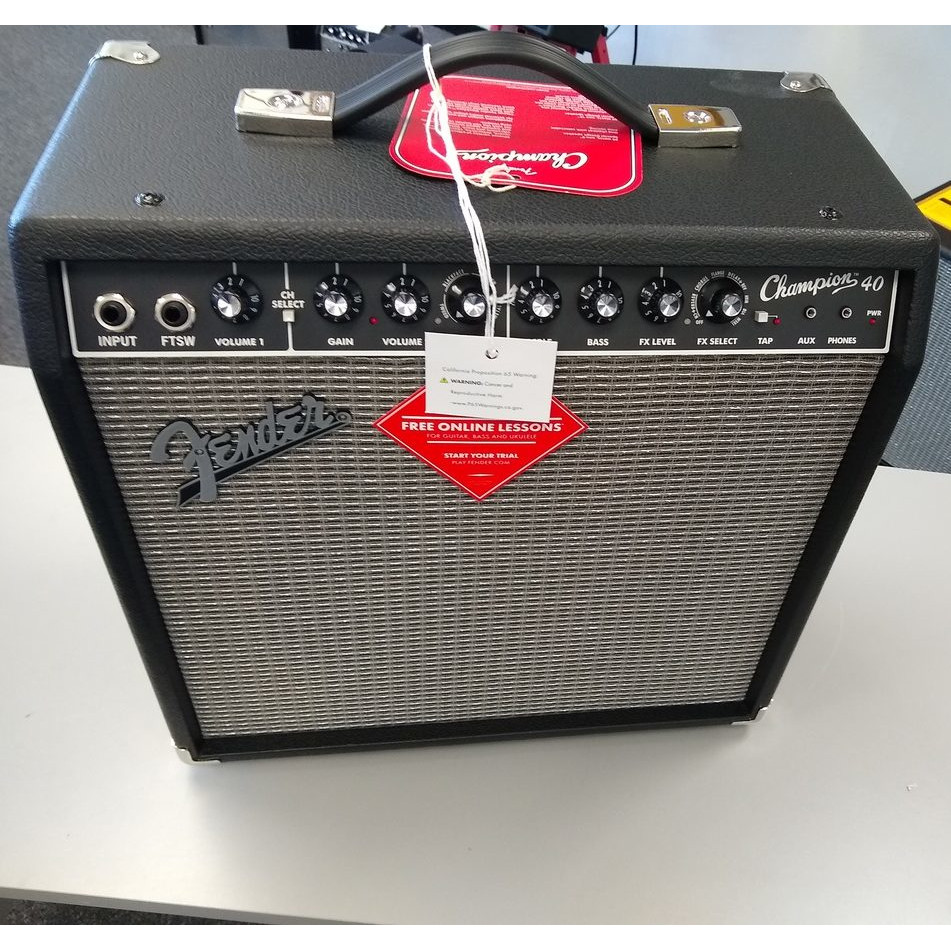 Fender 40 Amplifier - Jim Laabs Music Store
