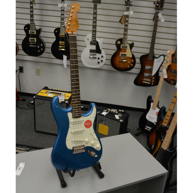 Fender Classic Vibe 60's Strat Lake Placid Blue