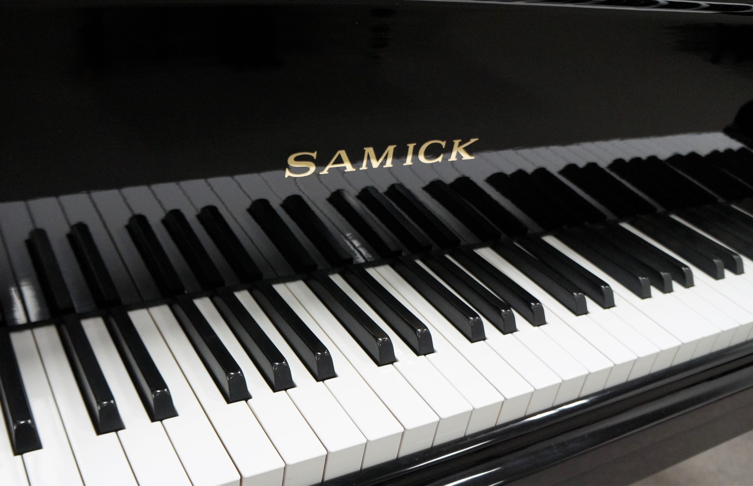 Samick Grand Piano Black Polish