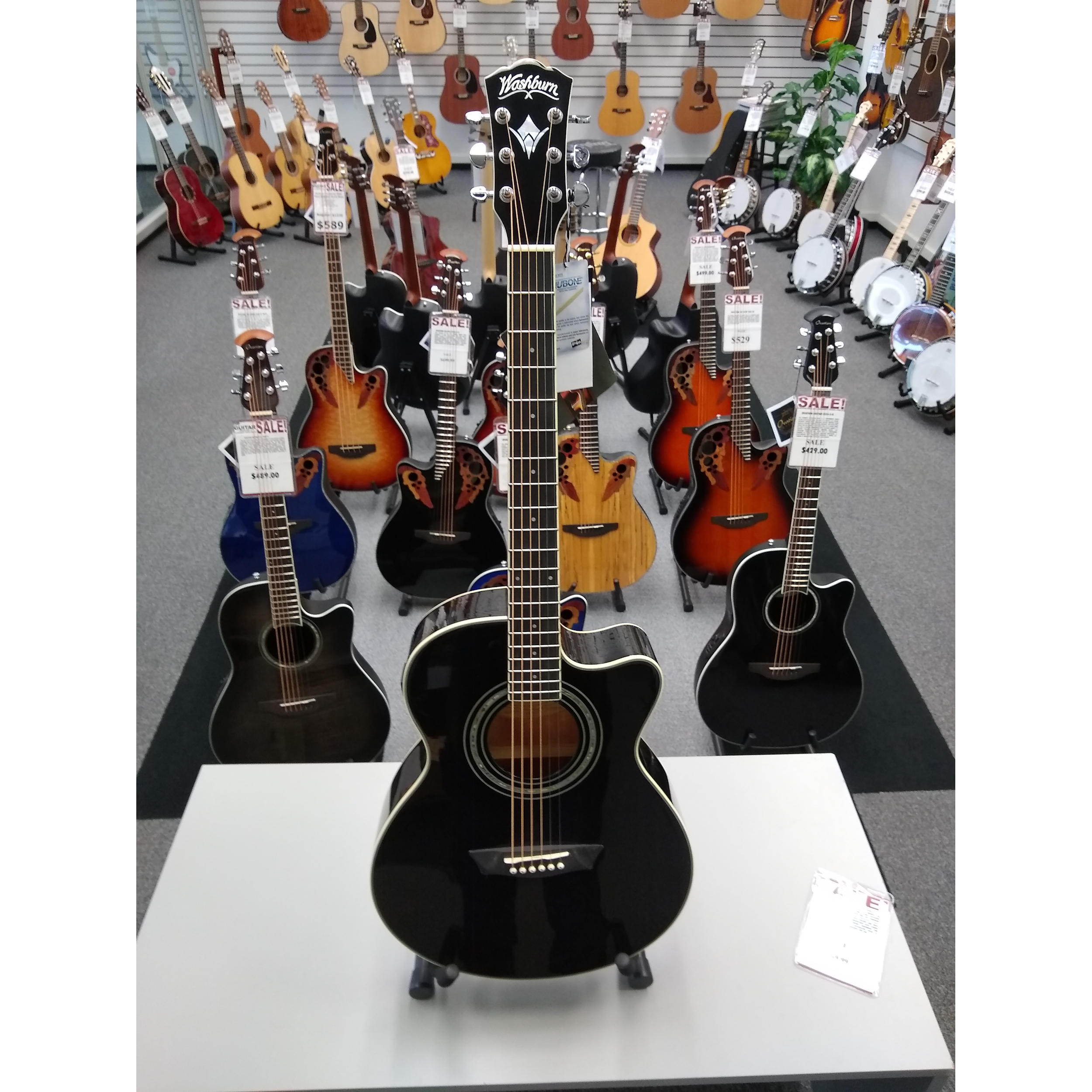 EA12 Guitar Black - Jim Laabs Music Store