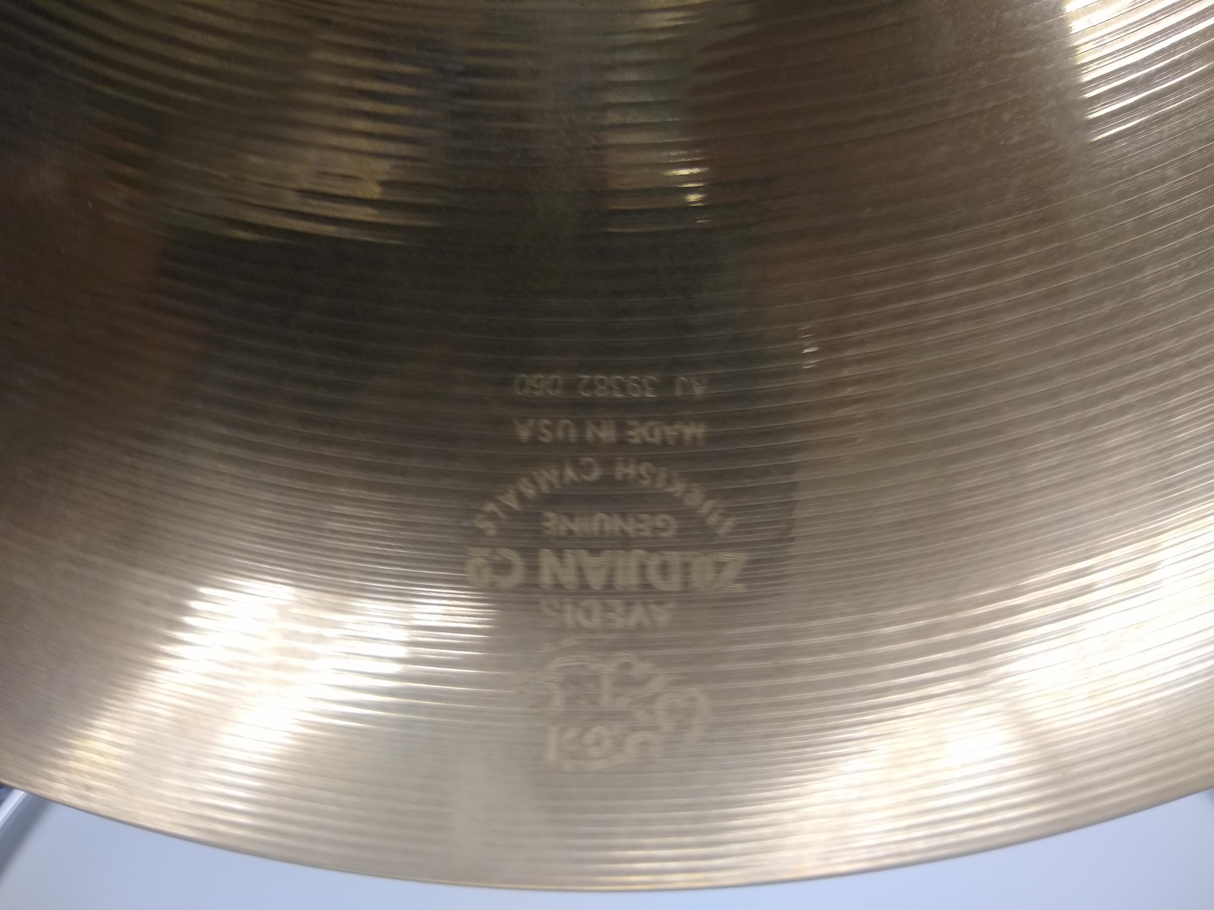 Zildjian 14” A Custom Hi-hat Cymbal