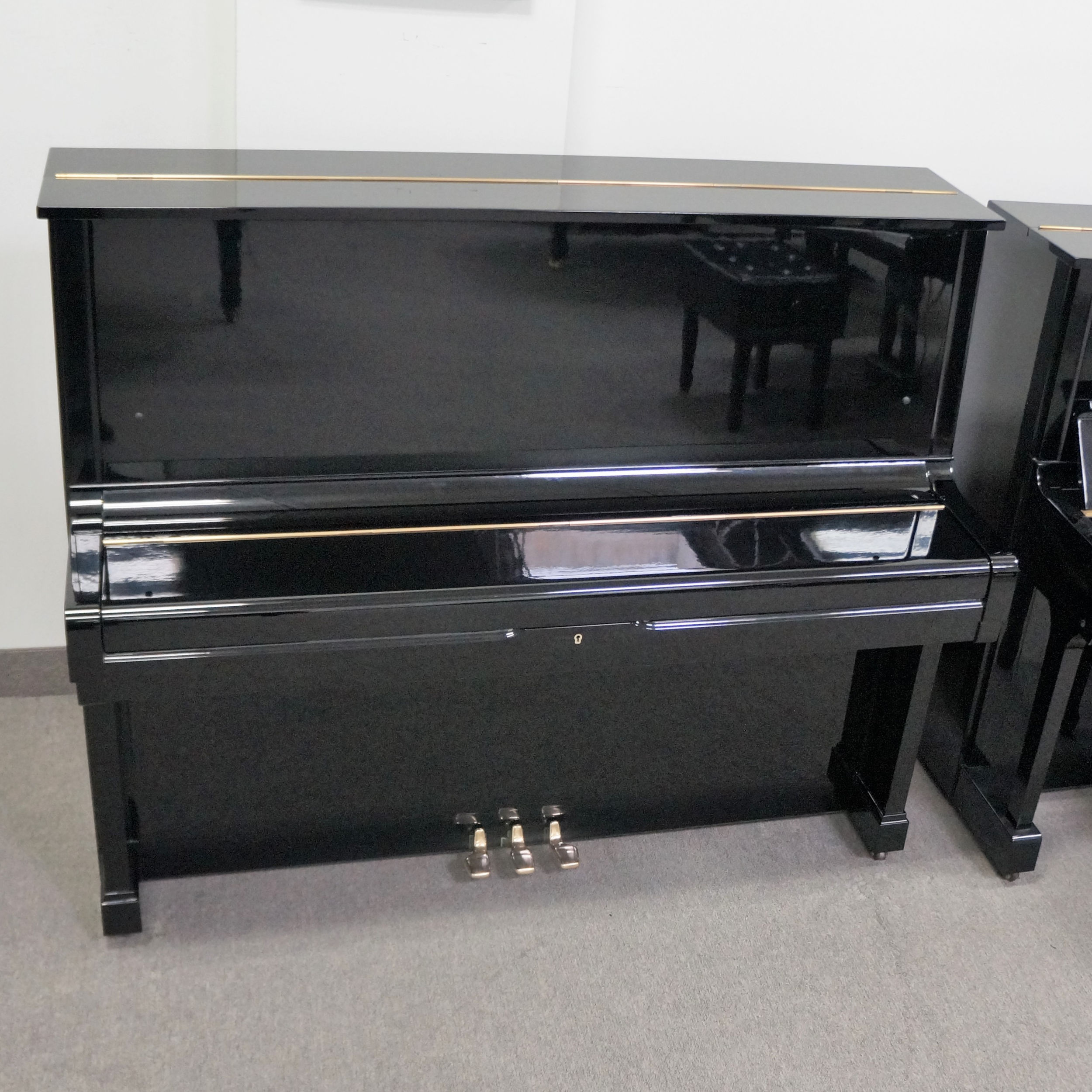 Yamaha U2 Upright Piano - Ebony Polish