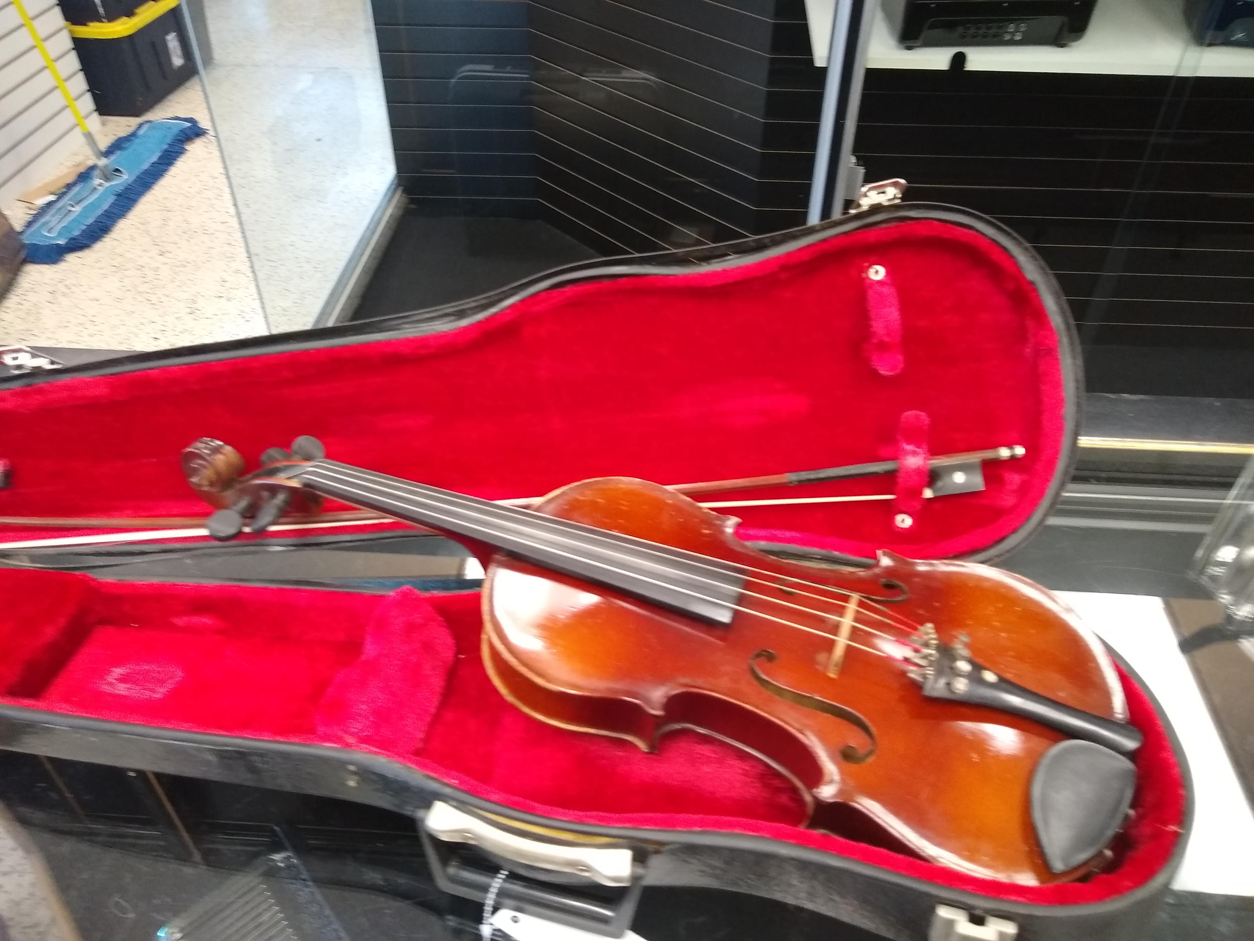 Old 4/4 Violin Probable Made in Germany