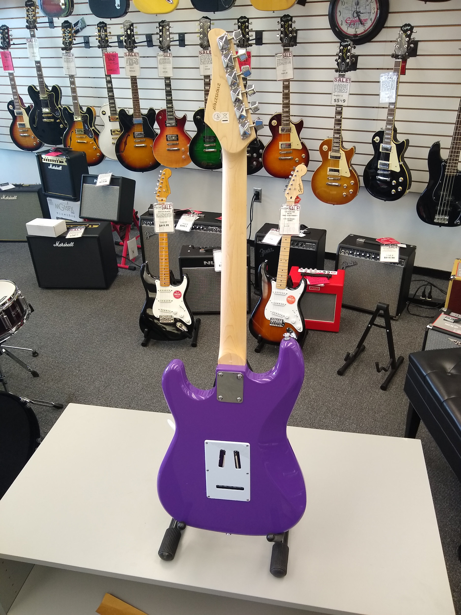 Kramer Focus VT-211S Electric Guitar W/Deluxe Bag - Purple