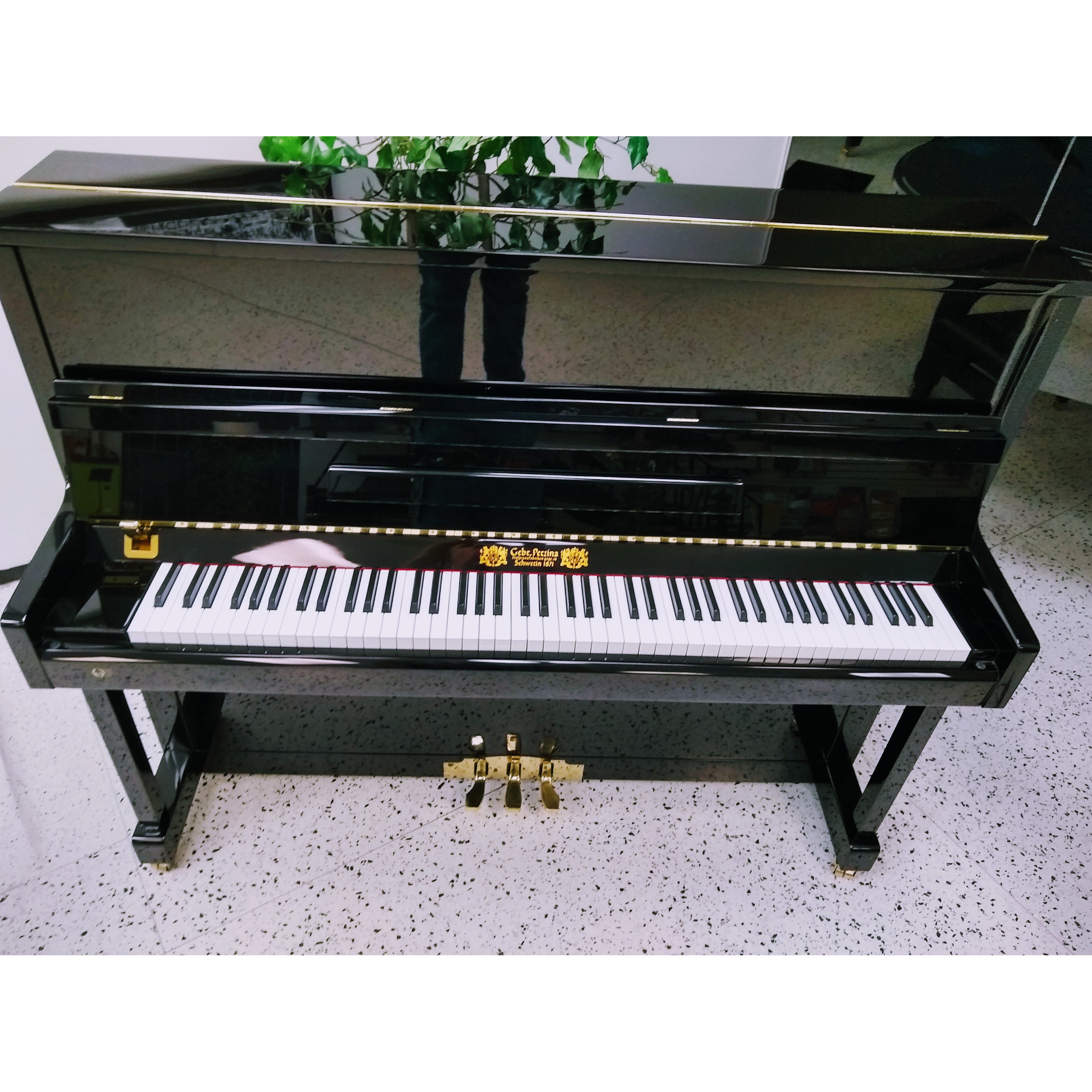 Gebr.Perzina GP122 Upright Piano - Black Polish