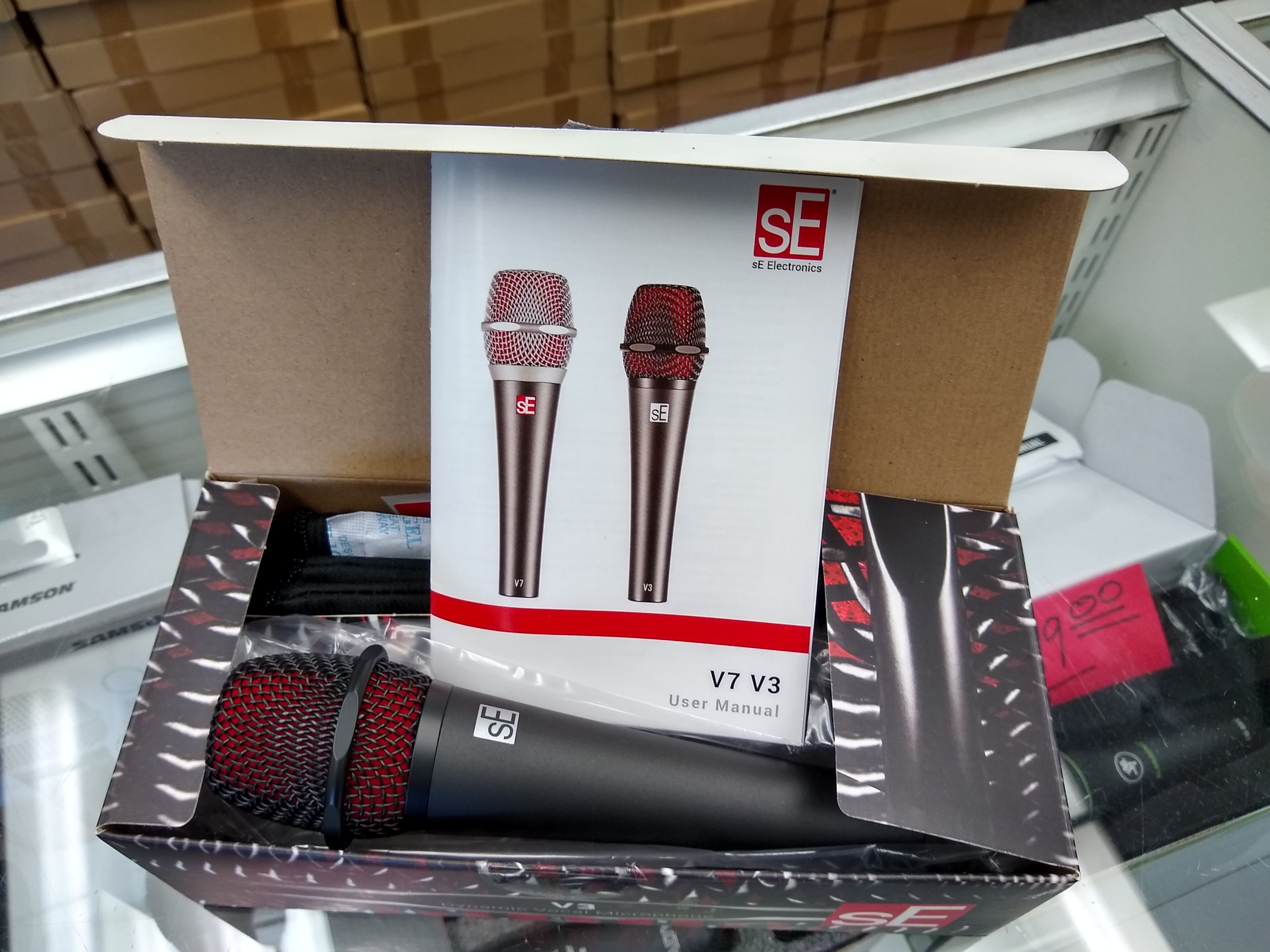 SE Electronics Microphone V3