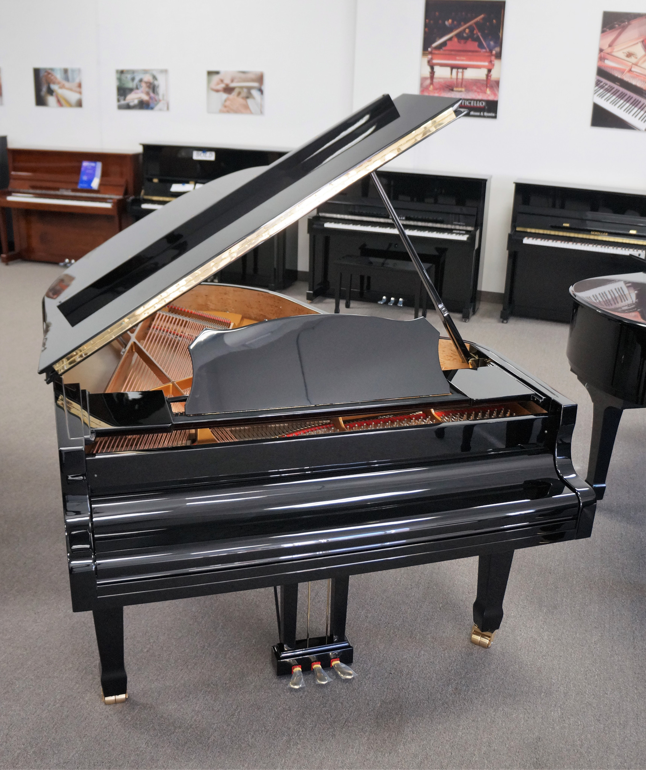 Estonia Grand Piano model 190