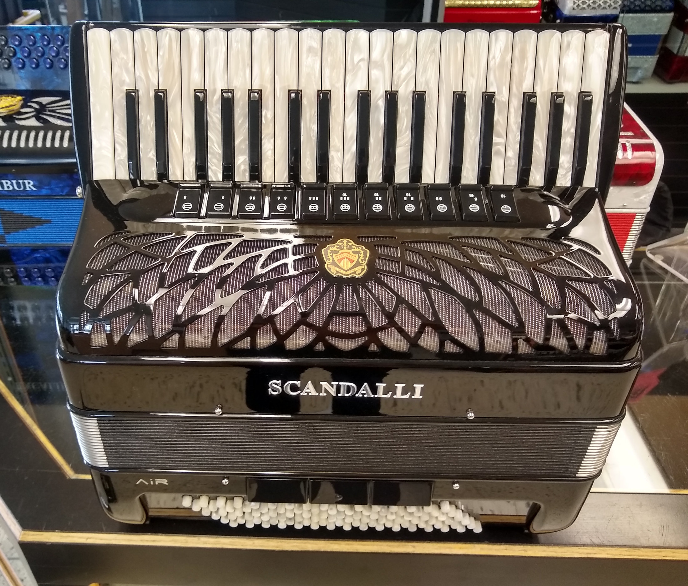 Scandalli Air III 96 Bass Piano Accordion