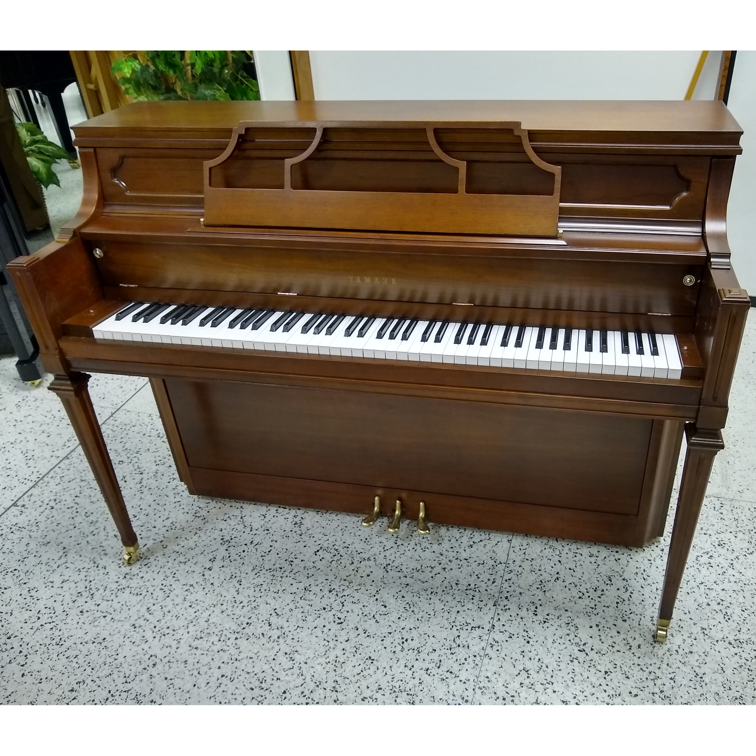 Yamaha Upright Piano Deep Forest Walnut