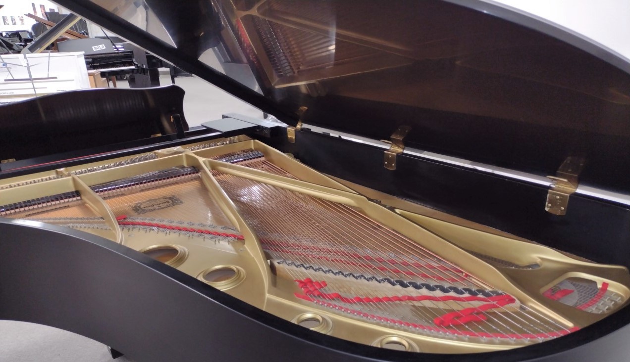 Yamaha C7 Grand Piano - Black Satin