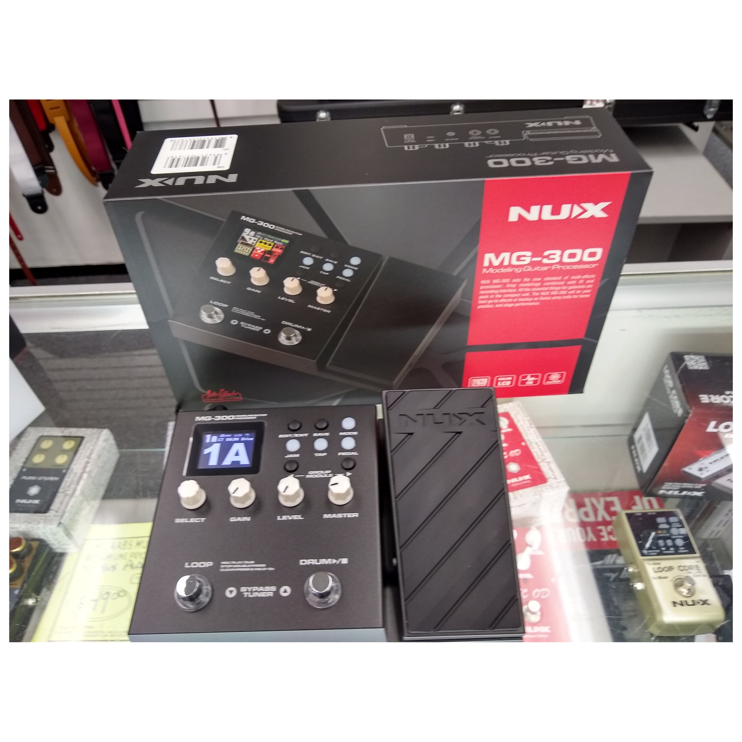 Nux MG300 Guitar Effects Processor Pedal