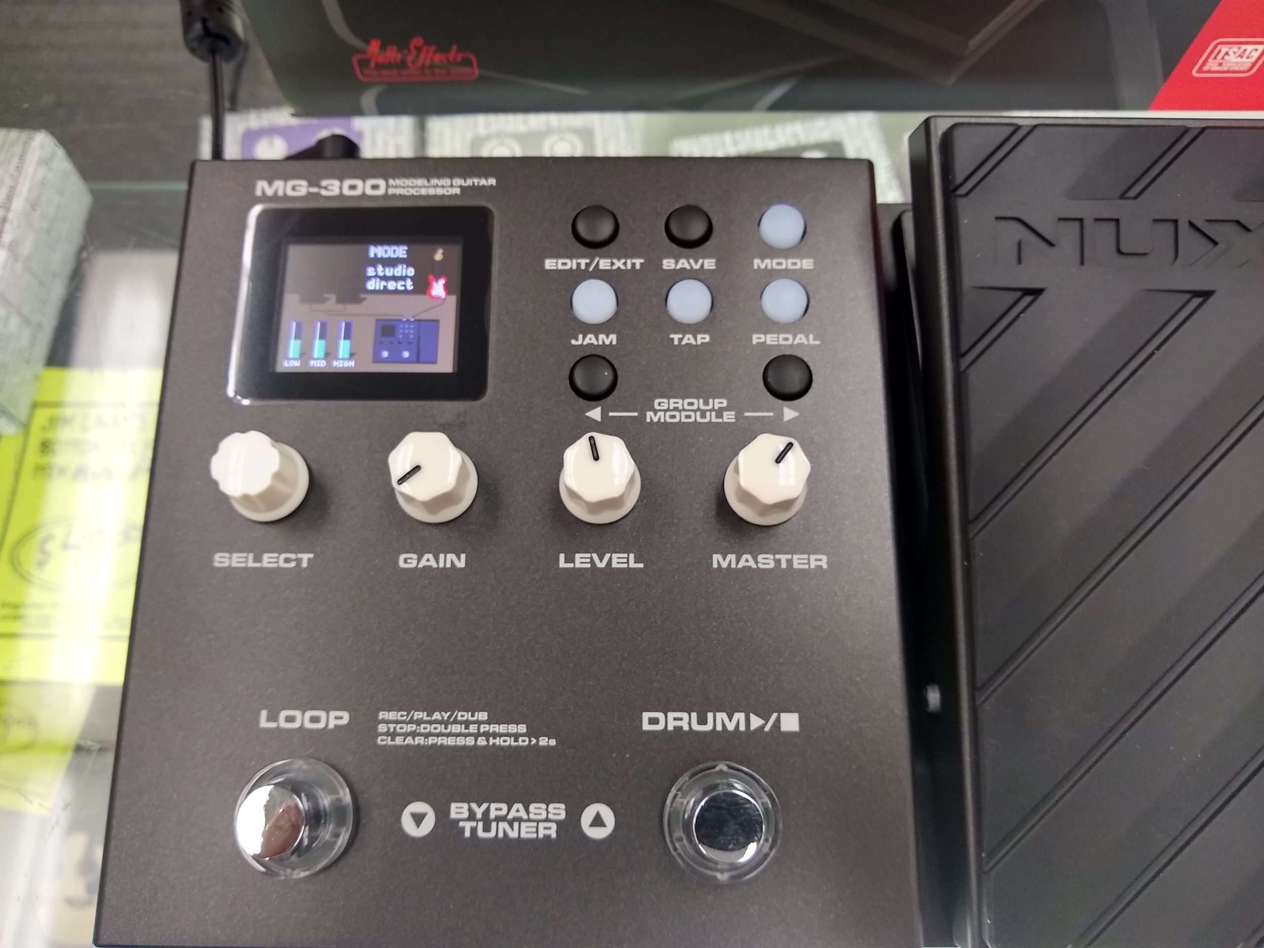 Nux MG300 Guitar Effects Processor Pedal
