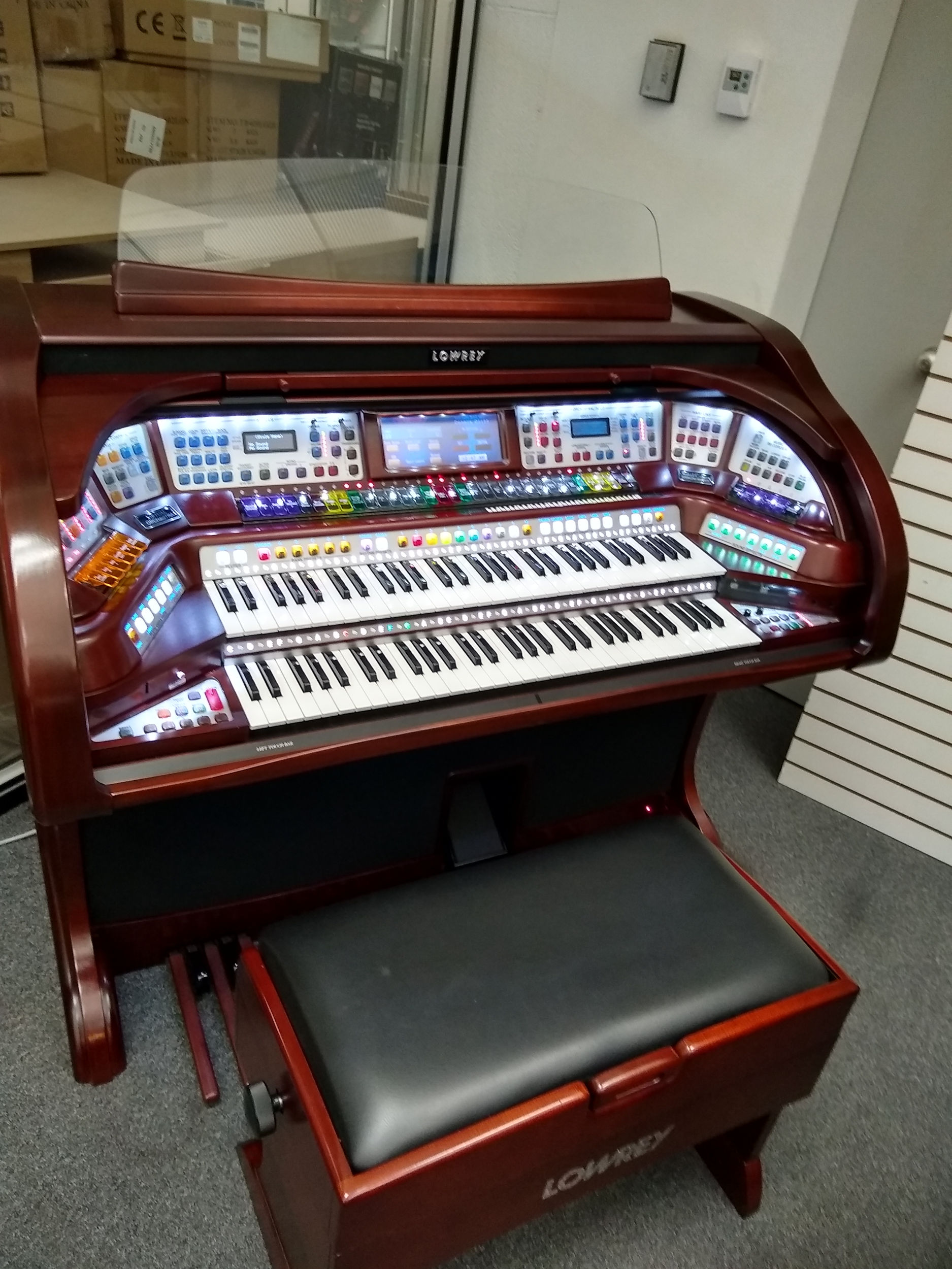 Lowrey Sterling Organ